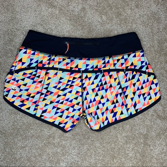 EUC Seawheeze Mosaic 2.5” Speed Short sz 6 - Picture 2 of 6